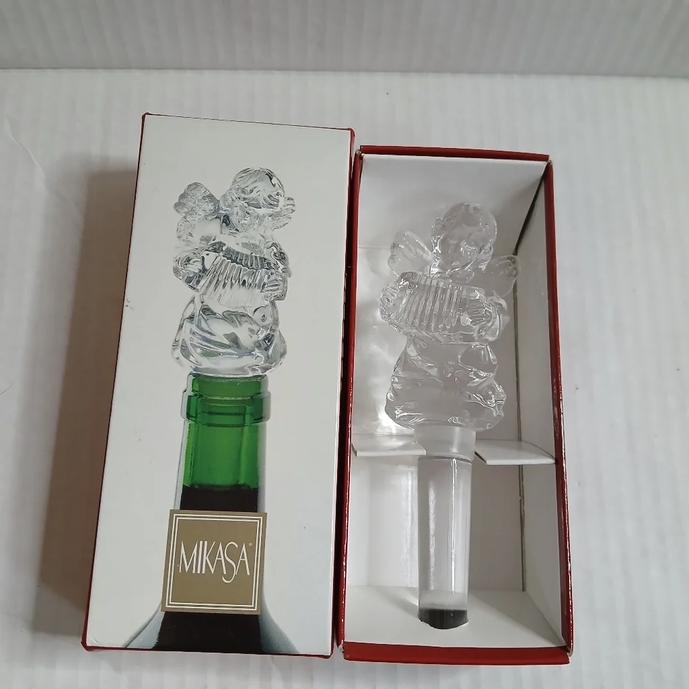 Mikasa Clear Crystal Angel Wine Bottle Stopper Cherub Song Elegant Gifts